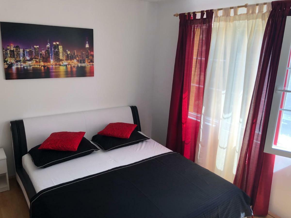 Apartment Mira
