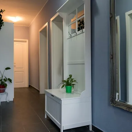 Apartments Mira Biograd Na Moru Exterior photo