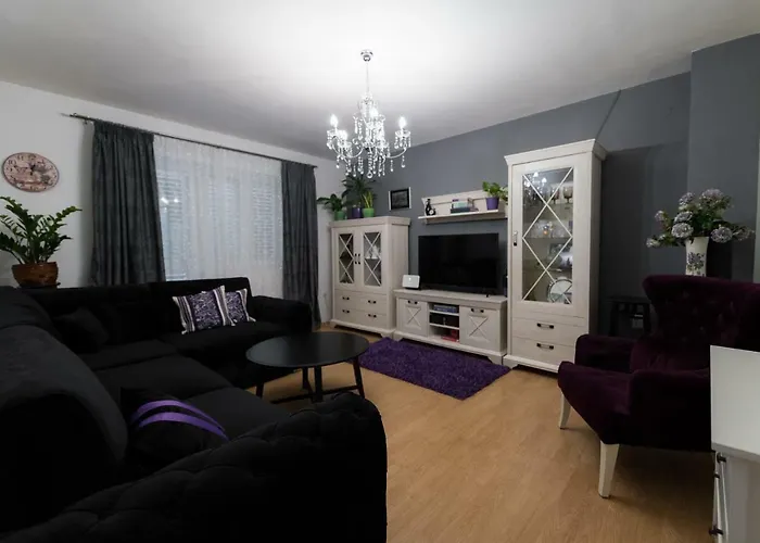 Apartments Mira