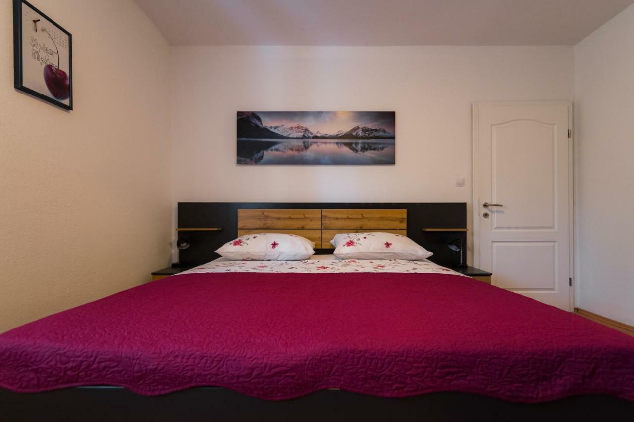 Apartament Mira